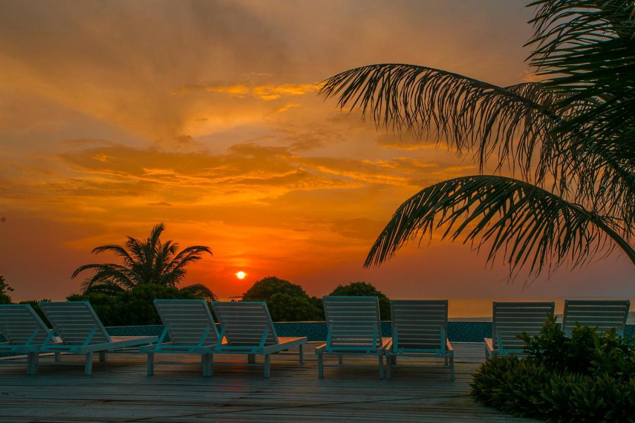 Hondaafushi Island Resort Exterior photo